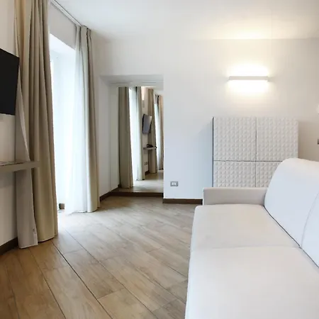 Hotel Ponti Angera