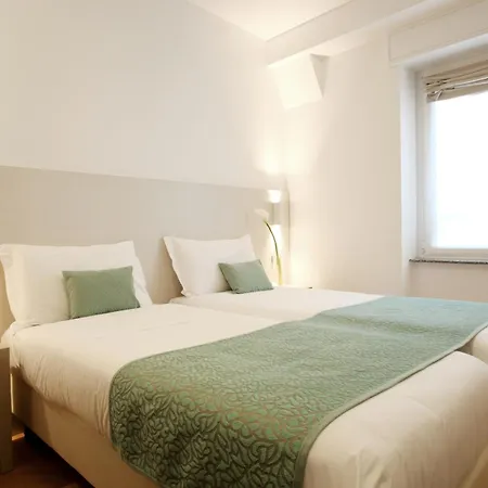 Ponti Hotel Angera